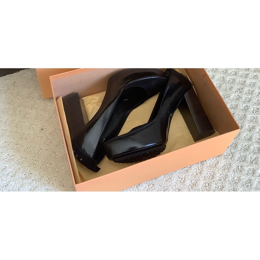 Tod’s high heel pumps